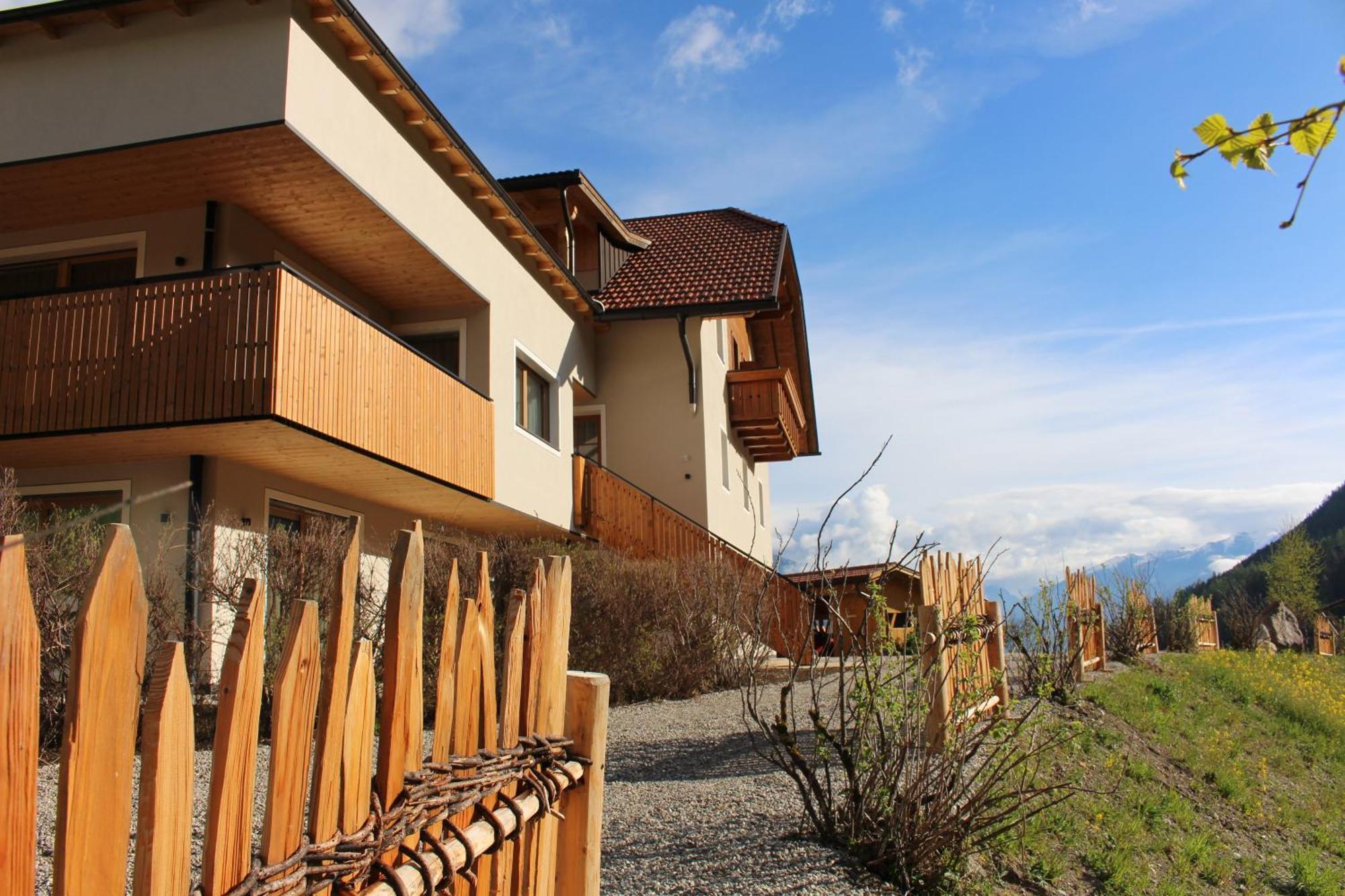 Almresidenz Unterrain -1 Km By Car Distance Ski Slopes Kronplatz Olang Exterior foto