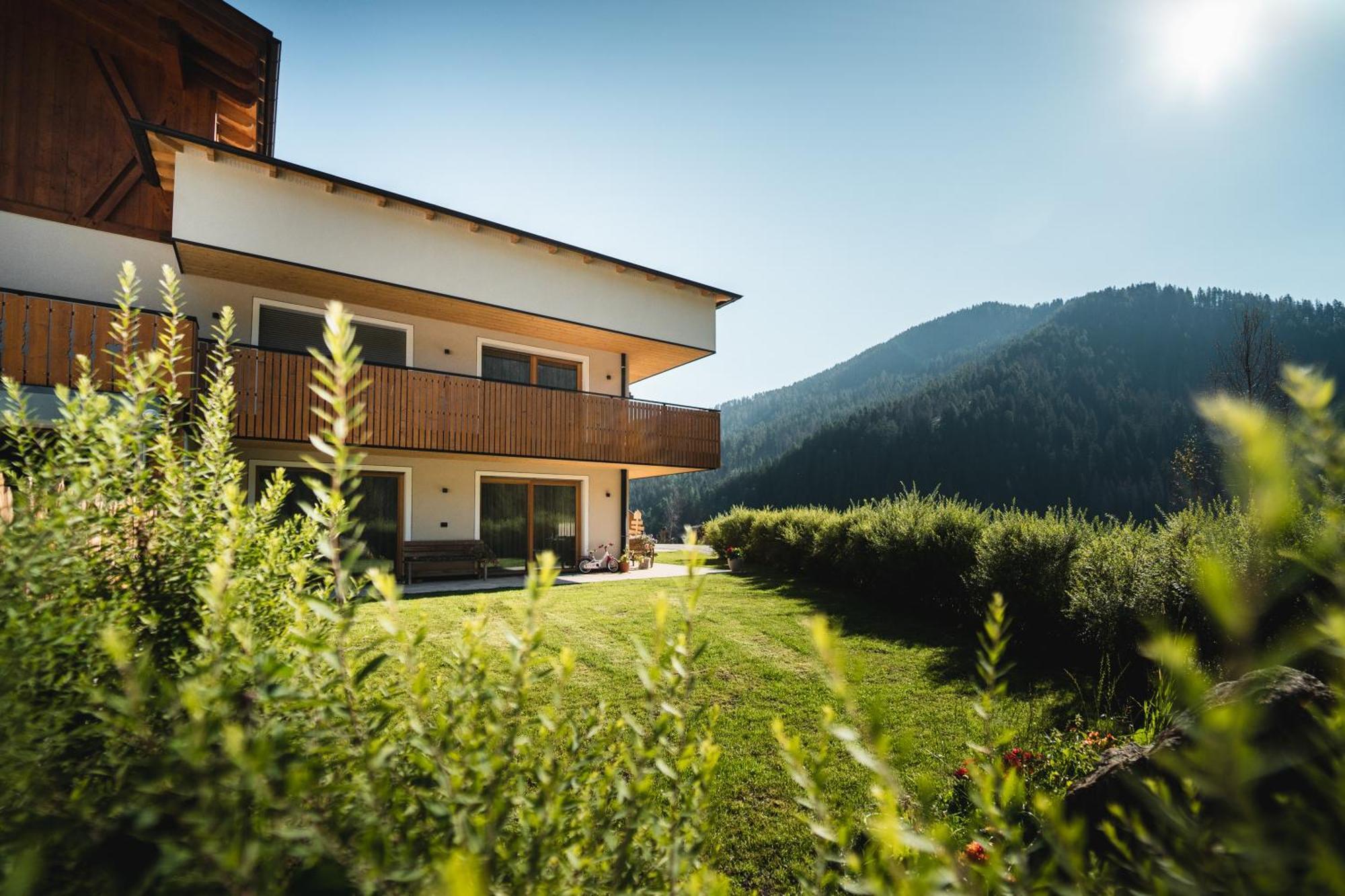 Almresidenz Unterrain -1 Km By Car Distance Ski Slopes Kronplatz Olang Exterior foto